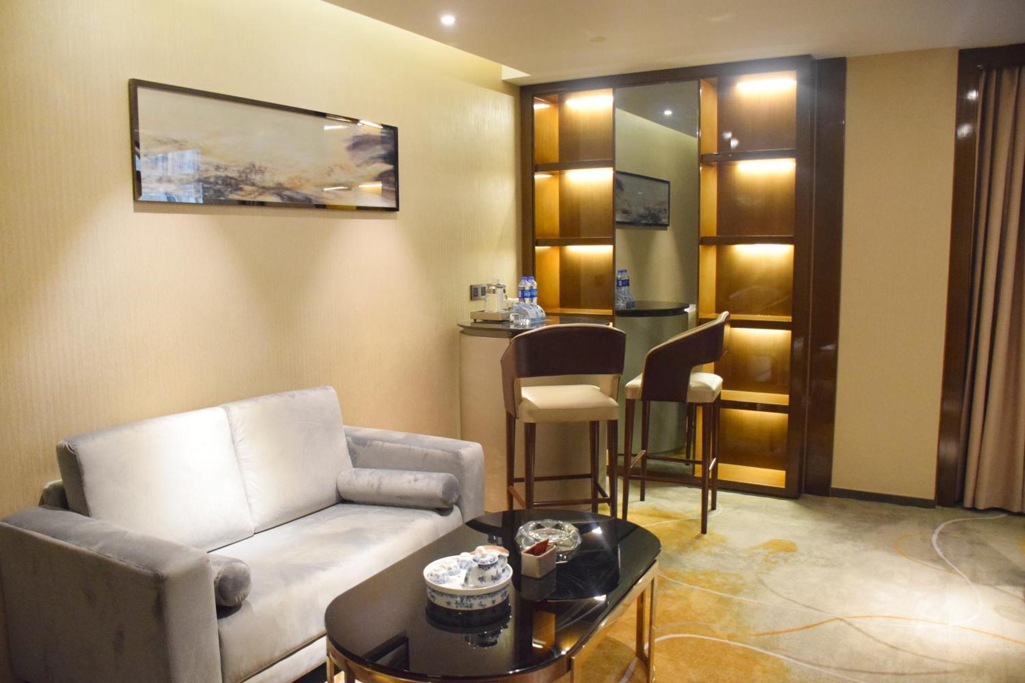 Ramada Foshan Hotel Exterior foto