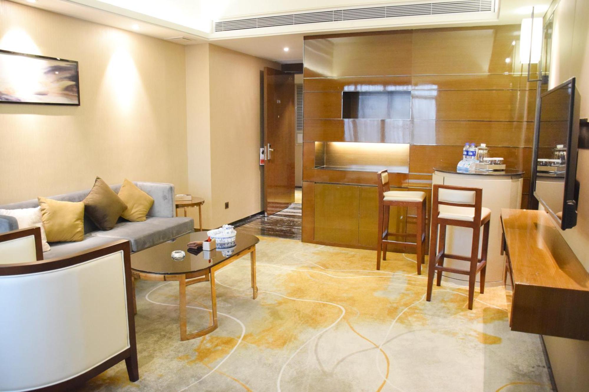 Ramada Foshan Hotel Exterior foto