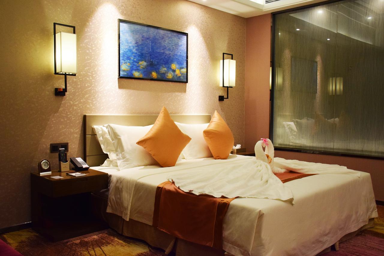 Ramada Foshan Hotel Exterior foto
